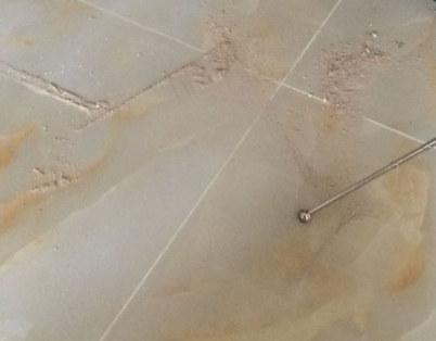 双辽瓷砖空鼓维修公司分享粘合剂选择不当在瓷砖铺贴过程中可能导致以下问题